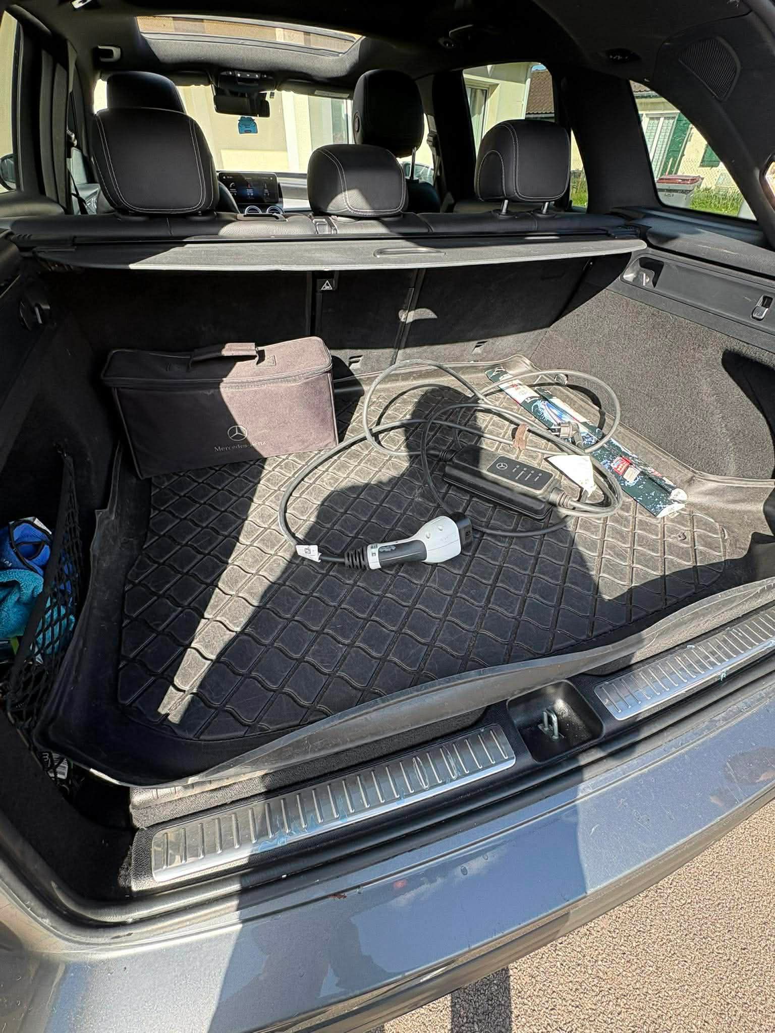 GLC 300 E 2.0i HYBRID 4-MATIC